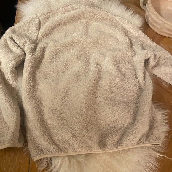 EUC 9/10 Uniqlo men’s Sherpa zip up jacket in Size S!!! - Picture 5 of 8